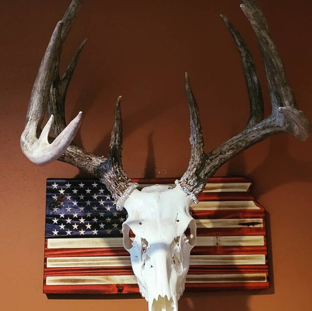 European Deer Mount Plaque - Personalized - Any State